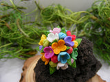 Mărțișor | Broșă Buchețel de flori multicolor - Tinna Handmade
