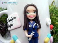 Cană personalizată 3D "Asistentă medicală" | variantă - Tinna Handmade