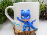Cană 3D personalizată "Eroi în pijamale" - Tinna Handmade