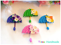 Mărțișor | Broșă Umbreluță cu floricele - Tinna Handmade