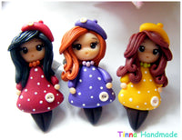 Mărțișor | Broșă Fetiță cochetă - Tinna Handmade