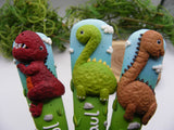 Set 3 tacâmuri personalizate "Dinozauri"