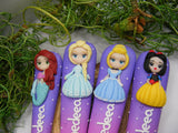 Set 4 tacâmuri personalizate Prințese Disney | Ariel, Elsa, Cenușăreasa & Albă ca zăpada - Tinna Handmade
